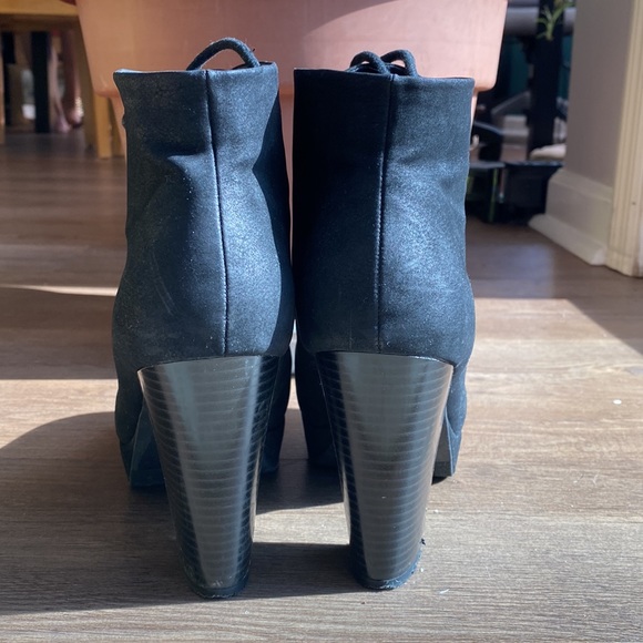 Platform black boots faux suede wooden block heel lace up fall booties - Picture 3 of 8